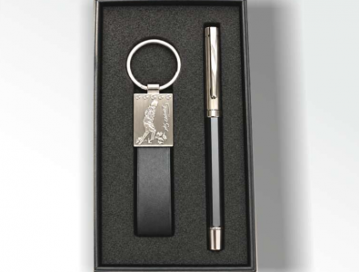 ATATÜRK Motifli Anahtarlık &  Kalem Set