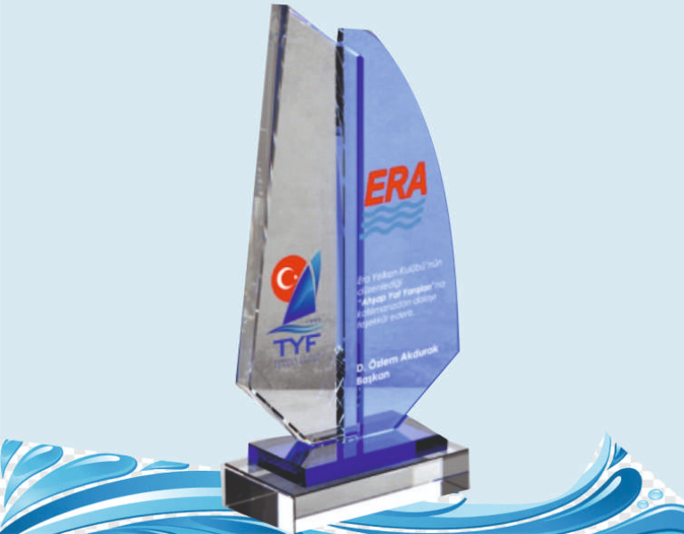 Kristal Yelkenli Plaket